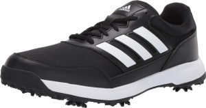 Finding the Right Golf Shoes for Your Needs